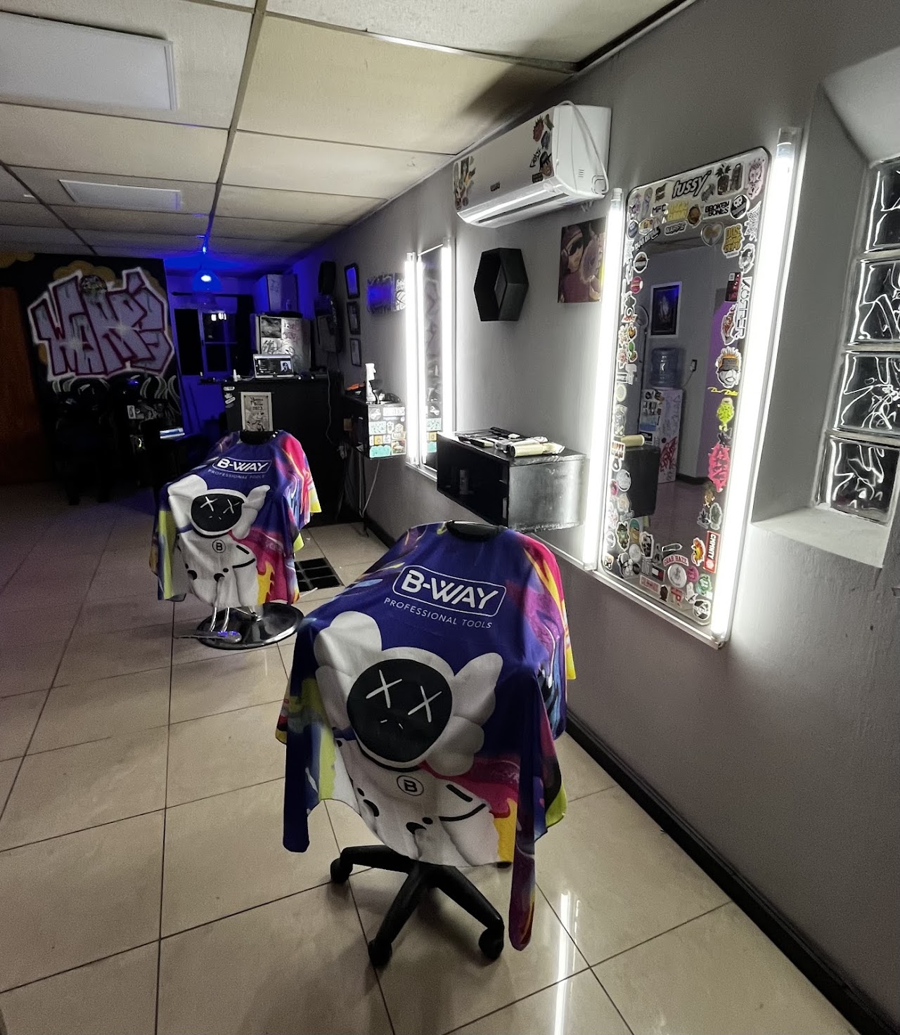 Sillones y estaciones de trabajo de Warp's Studio